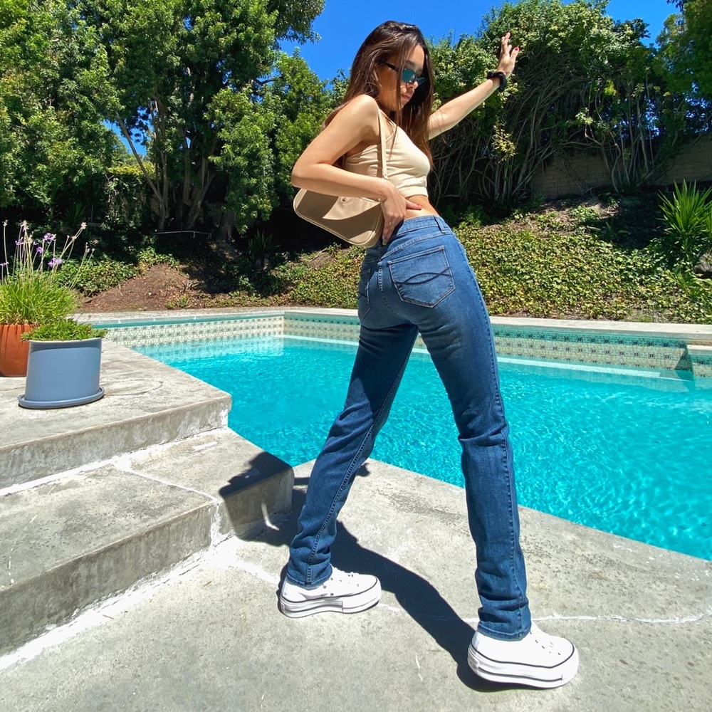 A&F Straight Mid Rise Jeans